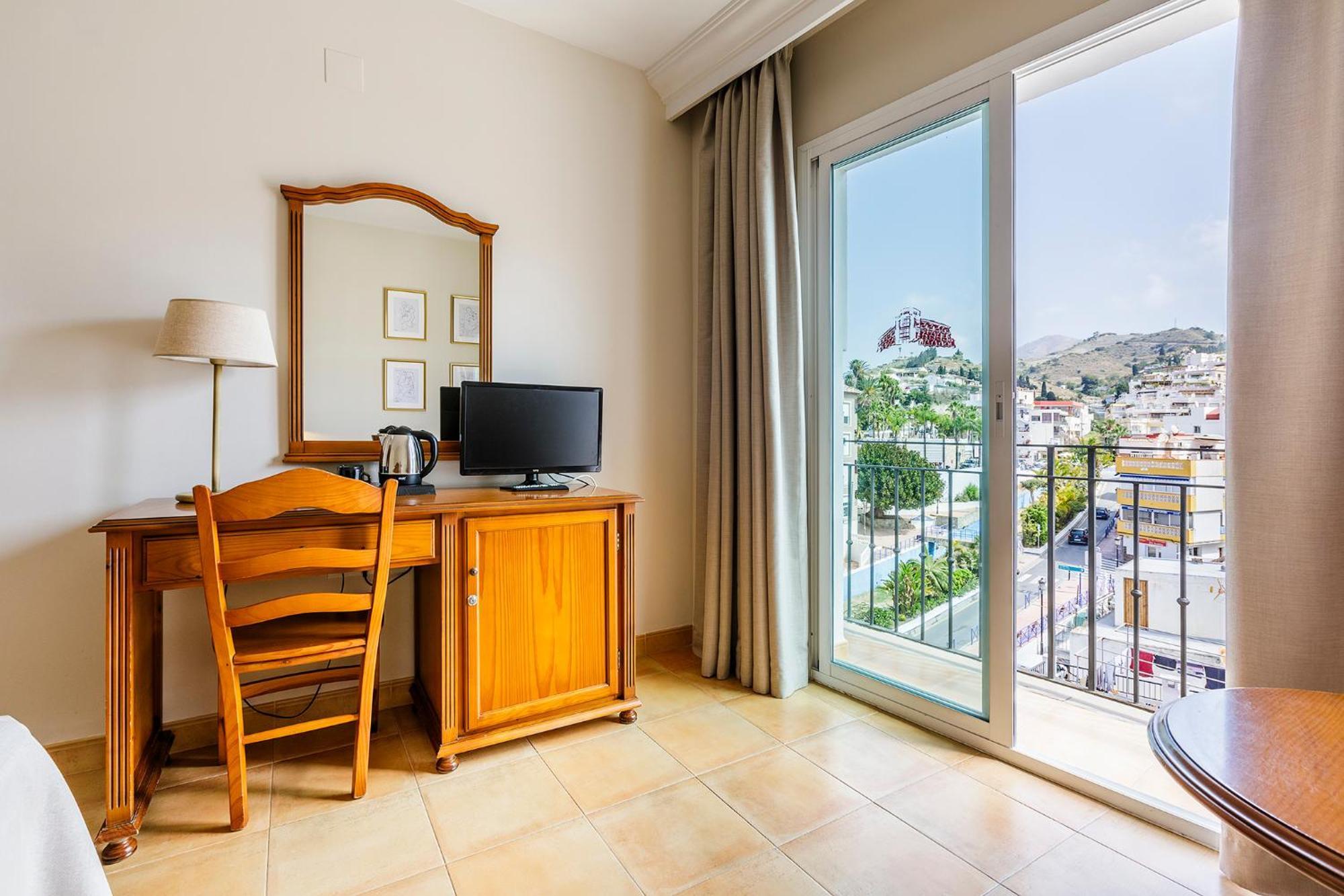 Hotel Almijara - Mares 라 에라두라 외부 사진