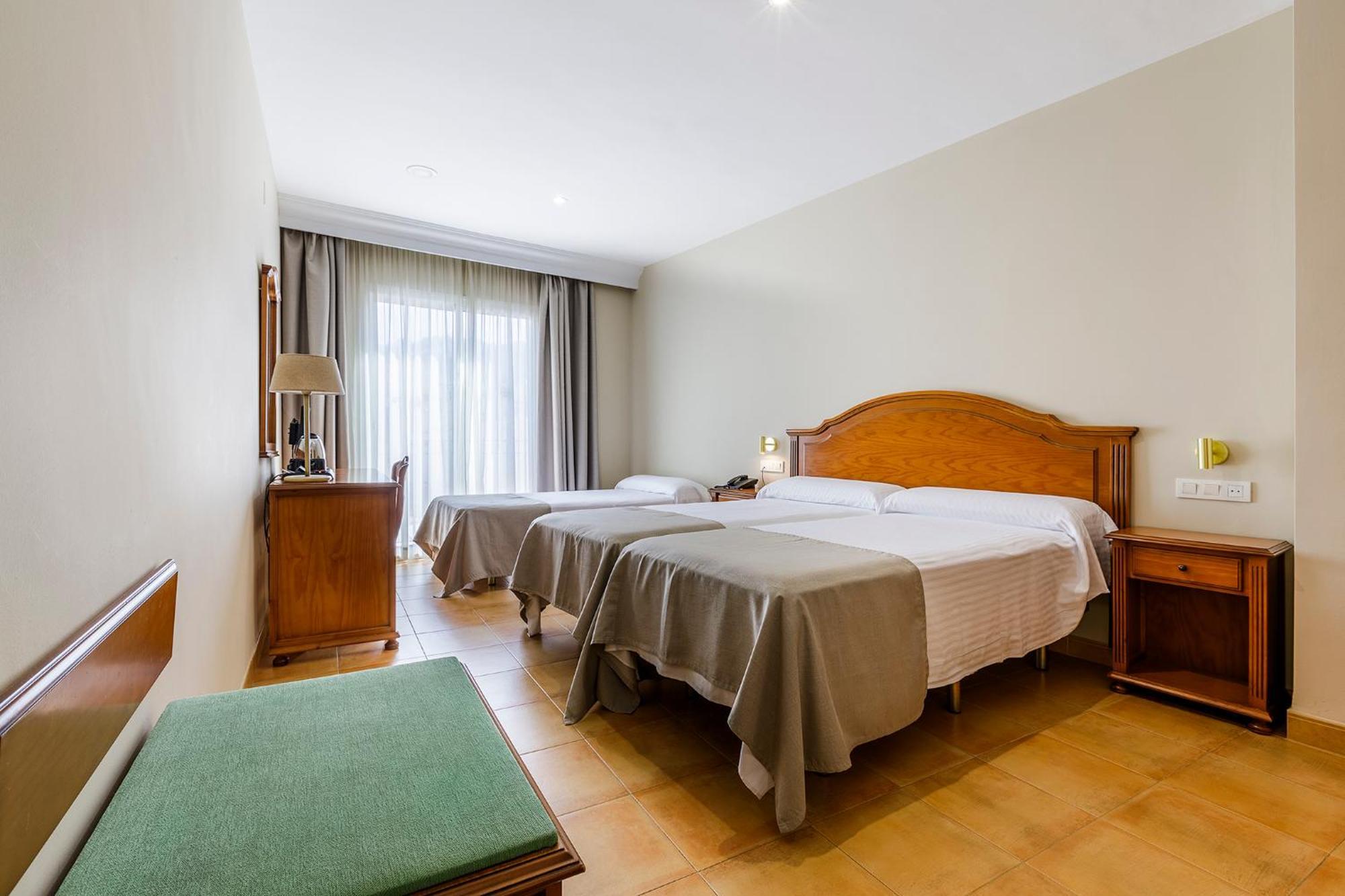 Hotel Almijara - Mares 라 에라두라 외부 사진