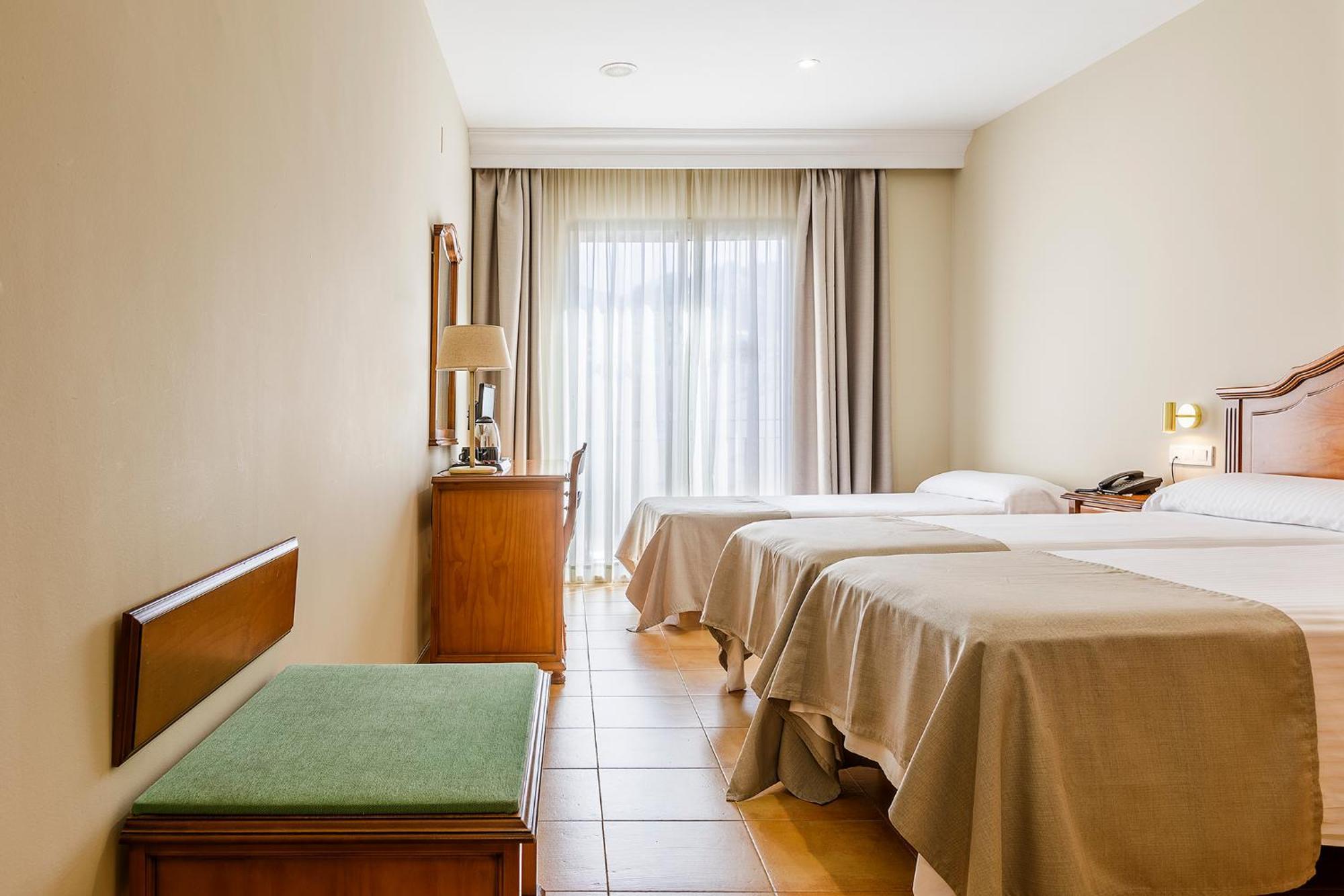 Hotel Almijara - Mares 라 에라두라 외부 사진
