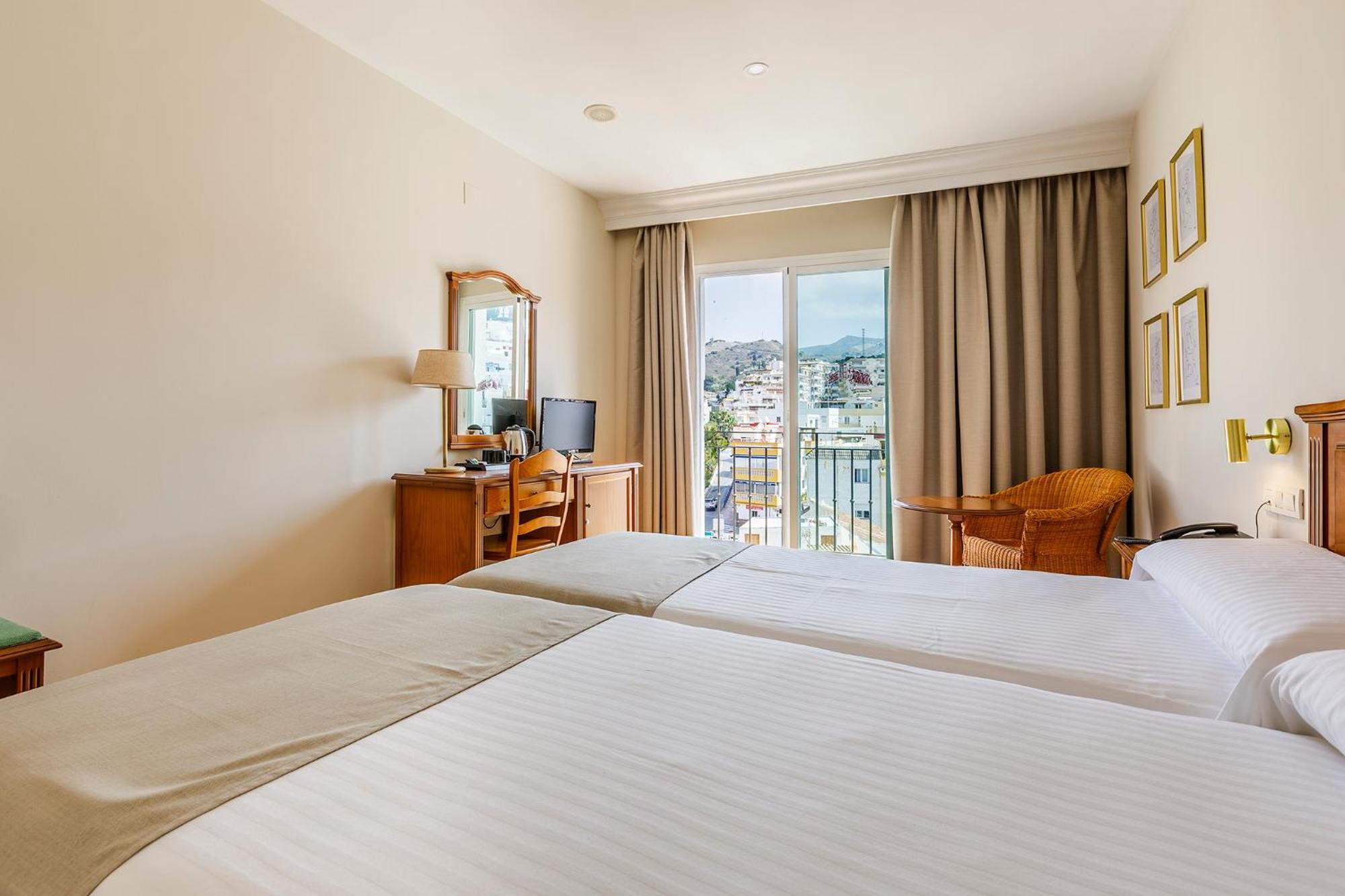 Hotel Almijara - Mares 라 에라두라 외부 사진